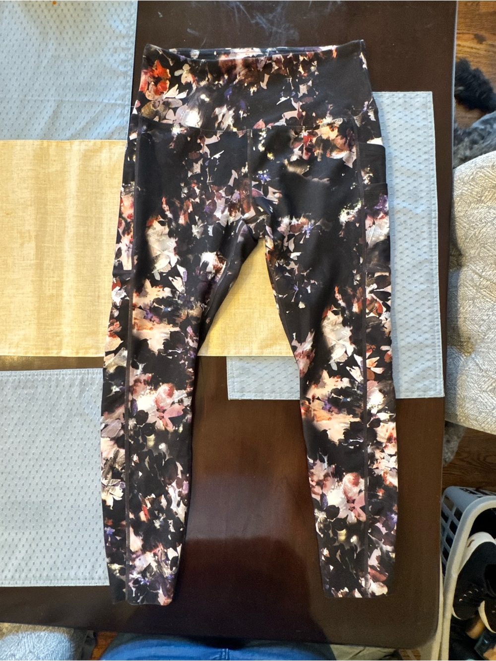 Reebok women’s Floral Print Leggings - Black Multi, cropped
